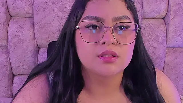 Snapshot of Emilyboobss chatting on 3, 2, 2026 Emilyboobss online show from 3, 2, 2026