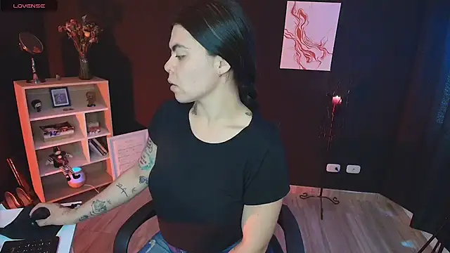  WednesdayFriday  online show from 3, 12, 2024