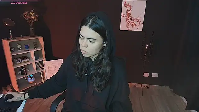  WednesdayFriday  online show from 5, 2, 2025