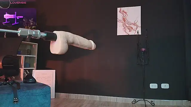  WednesdayFriday  online show from 18, 2, 2025