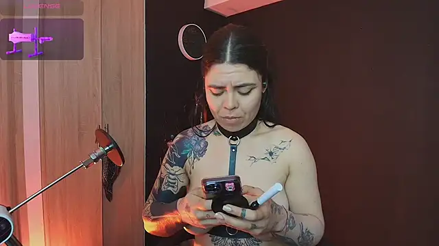  WednesdayFriday  online show from 25, 9, 2025