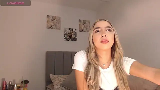 Snapshot of Marian_se chatting on 28, 3, 2026 Marian se online show from 28, 3, 2026