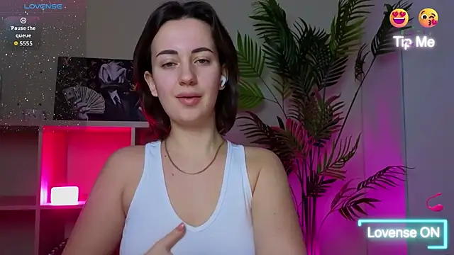 Snapshot of SweetieKendl chatting on 3, 4, 2026 SweetieKendl online show from 3, 4, 2026