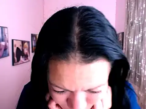 Snapshot of Cristal_w chatting on 26, 12, 2024 Cristal w online show from 26, 12, 2024