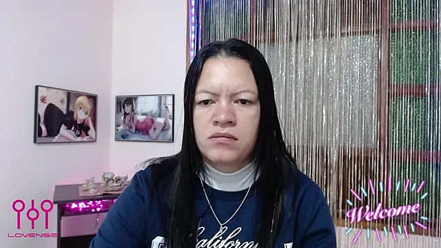 Cristal w online show from 5, 11, 2025