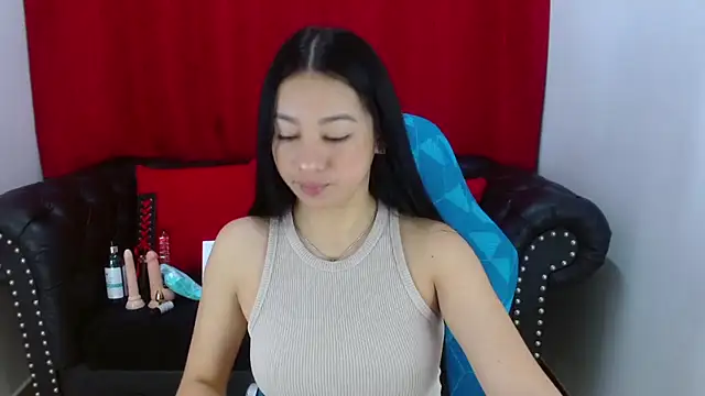 Lila Pinky online show from 1, 3, 2025