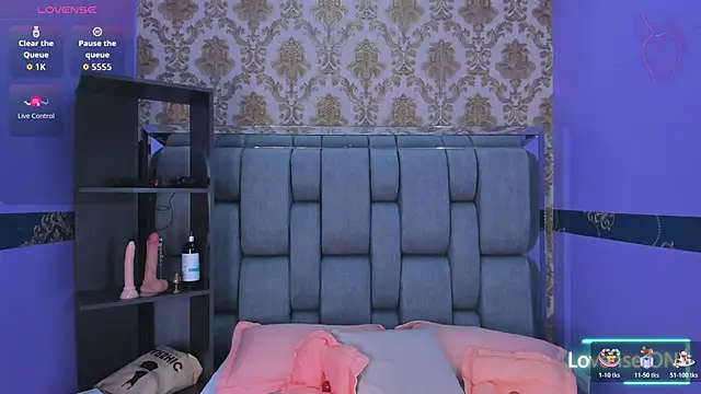 Lila Pinky online show from 5, 11, 2025