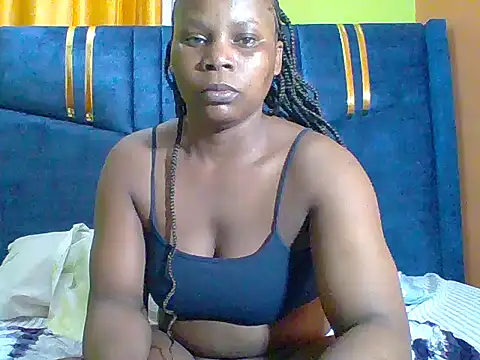 Snapshot of QueenMelisa chatting on 2, 5, 2026 QueenMelisa online show from 2, 5, 2026