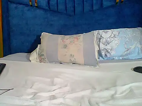 QueenMelisa online show from 15, 7, 2026