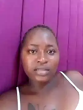 Snapshot of slender-qwene chatting on 9, 9, 2025 slender-qwene online show from 9, 9, 2025