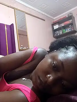 Snapshot of slender-qwene chatting on 18, 10, 2025 slender-qwene online show from 18, 10, 2025