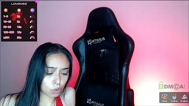 Snapshot of lilylouisee chatting on 16, 2, 2025 lilylouisee online show from 16, 2, 2025