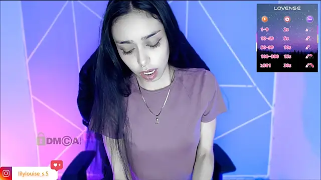 Snapshot of lilylouisee chatting on 13, 6, 2026 lilylouisee online show from 13, 6, 2026