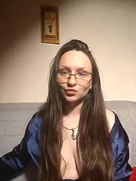 NaughtYHomemadE online show from 25, 5, 2026