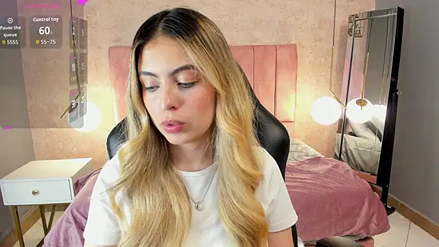 Snapshot of magic_fernanda chatting on 18, 10, 2025 magic fernanda online show from 18, 10, 2025