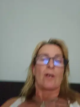 Snapshot of Steffi45 chatting on 14, 7, 2026 Steffi45 online show from 14, 7, 2026