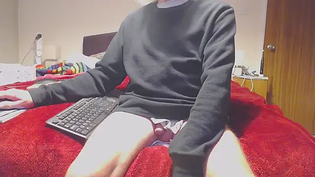 Snapshot of WaverlyKernow chatting on 5, 12, 2025 WaverlyKernow online show from 5, 12, 2025