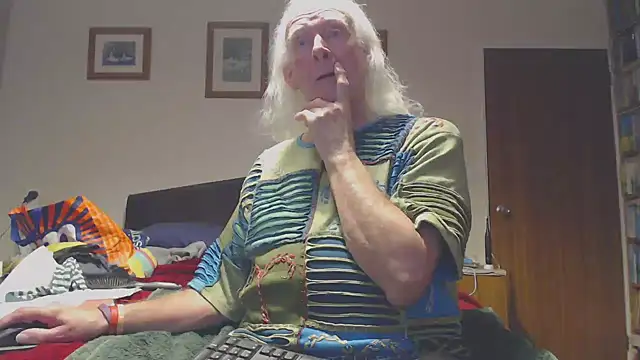 WaverlyKernow online show from 10, 2, 2026