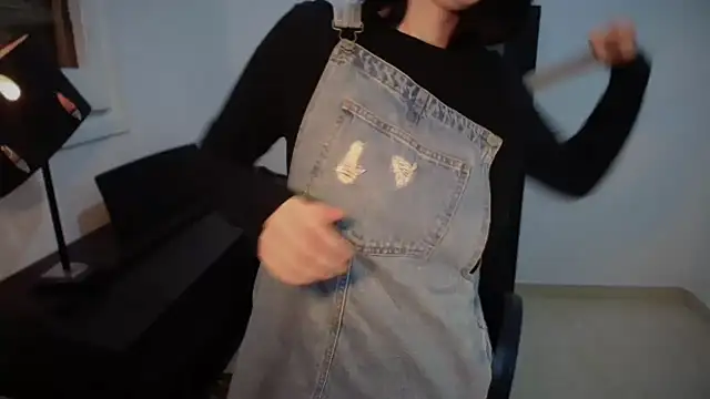 Windy butterfly online show from 12, 10, 2025