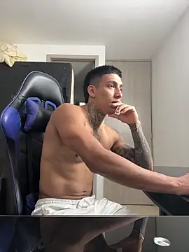 Snapshot of sendfer chatting on 13, 2, 2025 sendfer online show from 13, 2, 2025