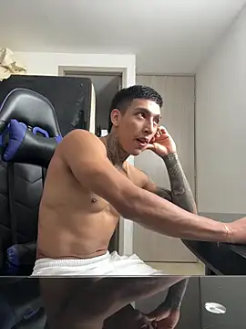 Snapshot of sendfer chatting on 17, 2, 2025 sendfer online show from 17, 2, 2025