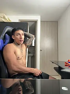 Snapshot of sendfer chatting on 18, 2, 2025 sendfer online show from 18, 2, 2025