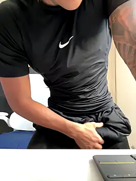 Snapshot of sendfer chatting on 16, 9, 2025 sendfer online show from 16, 9, 2025