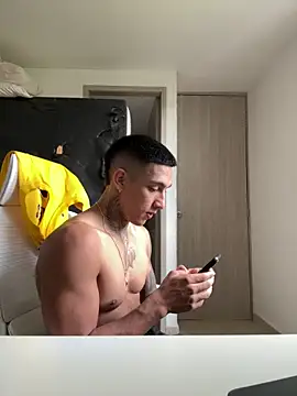 Snapshot of sendfer chatting on 19, 9, 2025 sendfer online show from 19, 9, 2025