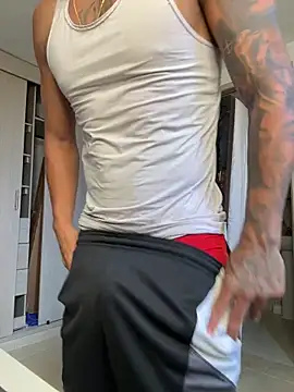 Snapshot of sendfer chatting on 24, 9, 2025 sendfer online show from 24, 9, 2025