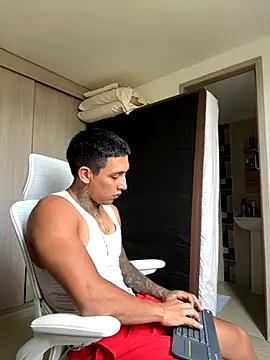 Snapshot of sendfer chatting on 3, 10, 2025 sendfer online show from 3, 10, 2025