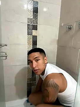 Snapshot of sendfer chatting on 11, 10, 2025 sendfer online show from 11, 10, 2025