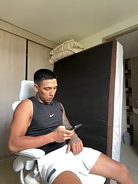 Snapshot of sendfer chatting on 27, 10, 2025 sendfer online show from 27, 10, 2025