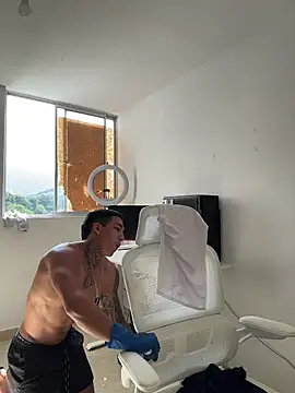 Snapshot of sendfer chatting on 6, 11, 2025 sendfer online show from 6, 11, 2025