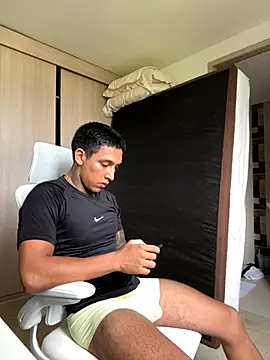 Snapshot of sendfer chatting on 13, 11, 2025 sendfer online show from 13, 11, 2025