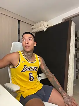 Snapshot of sendfer chatting on 2, 12, 2025 sendfer online show from 2, 12, 2025