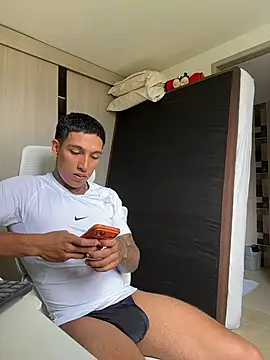 Snapshot of sendfer chatting on 24, 3, 2026 sendfer online show from 24, 3, 2026