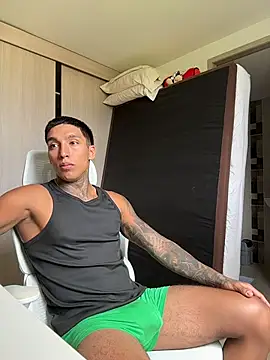 Snapshot of sendfer chatting on 25, 3, 2026 sendfer online show from 25, 3, 2026