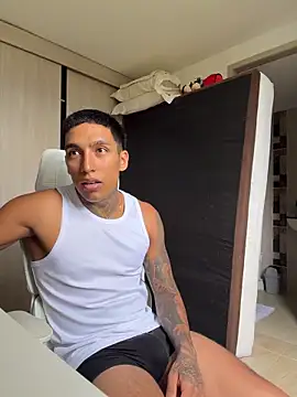 Snapshot of sendfer chatting on 26, 3, 2026 sendfer online show from 26, 3, 2026