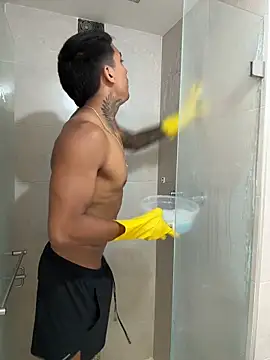 Snapshot of sendfer chatting on 28, 3, 2026 sendfer online show from 28, 3, 2026