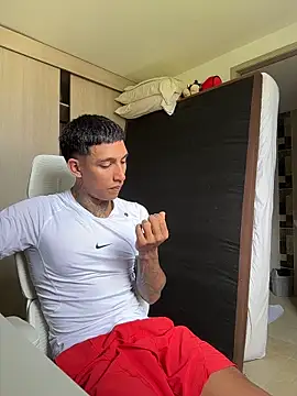 Snapshot of sendfer chatting on 24, 4, 2026 sendfer online show from 24, 4, 2026