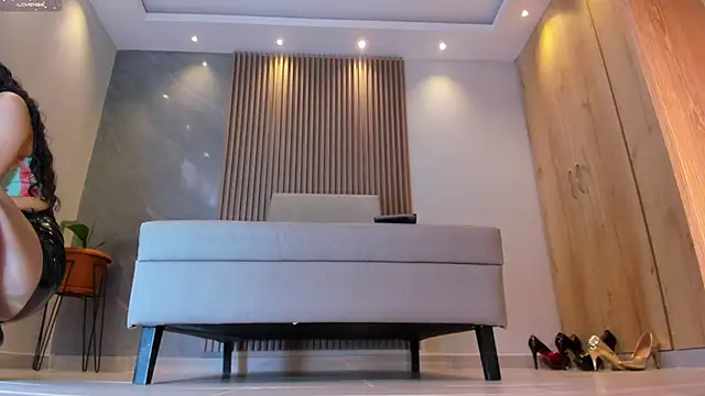 Katherinlevinee1 online show from 11, 1, 2025