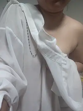 Snapshot of zhenzhen521 chatting on 21, 3, 2025 zhenzhen521 online show from 21, 3, 2025