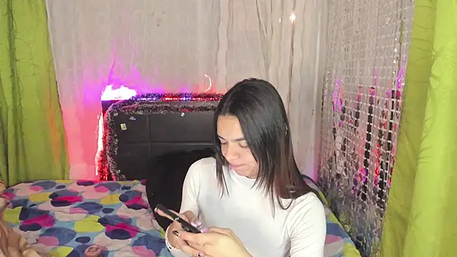 Snapshot of Megan_Miles02 chatting on 6, 1, 2025 Megan Miles02 online show from 6, 1, 2025