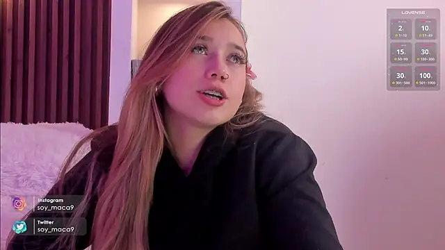 Snapshot of lilith_gray9 chatting on 28, 1, 2025 lilith gray9 online show from 28, 1, 2025