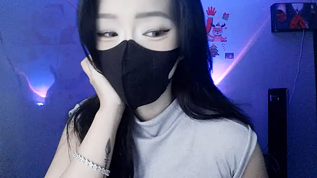 Snapshot of -KathySweet- chatting on 19, 11, 2025 -KathySweet- online show from 19, 11, 2025