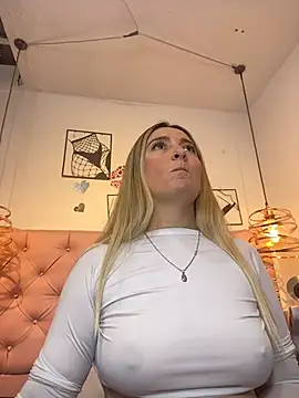 Snapshot of antonella87 chatting on 6, 3, 2026 antonella87 online show from 6, 3, 2026