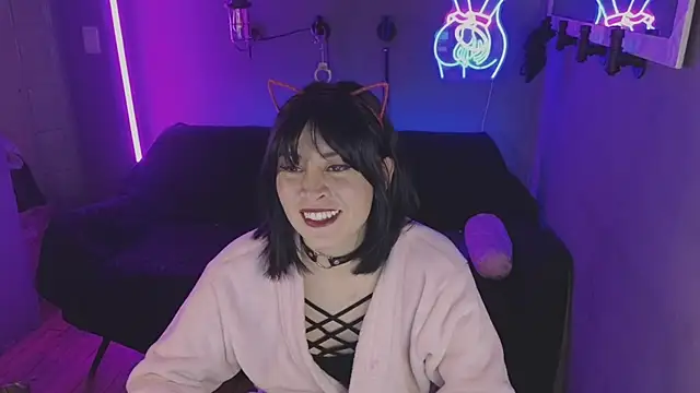 isis diosa online show from 15, 1, 2025