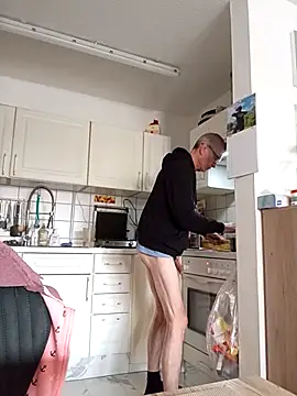 Snapshot of berfri chatting on 9, 3, 2026 berfri online show from 9, 3, 2026