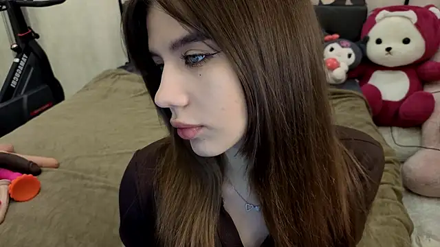 Snapshot of dolly_ll chatting on 18, 4, 2026 dolly ll online show from 18, 4, 2026