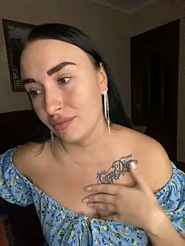 Snapshot of Roxana_Bell chatting on 9, 2, 2026 Roxana Bell online show from 9, 2, 2026